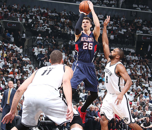kyle-korver-hawks-nets-game-6-2015-nba-playoffs.jpg